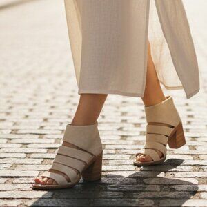 $328 Frye Tash Grey Suede Real Leather Cut Out Strappy Wood PeepToe Ankle Bootie